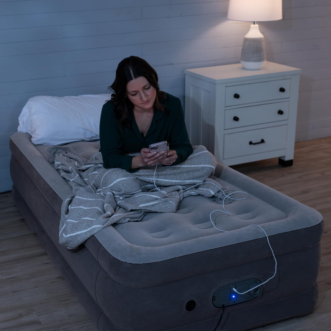 SLEEPLUX Dream Queen Air Mattress with Dual Pump