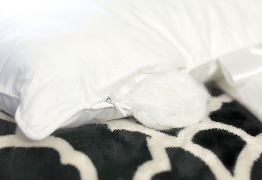 Pair of Luxury Silk Pillows – King