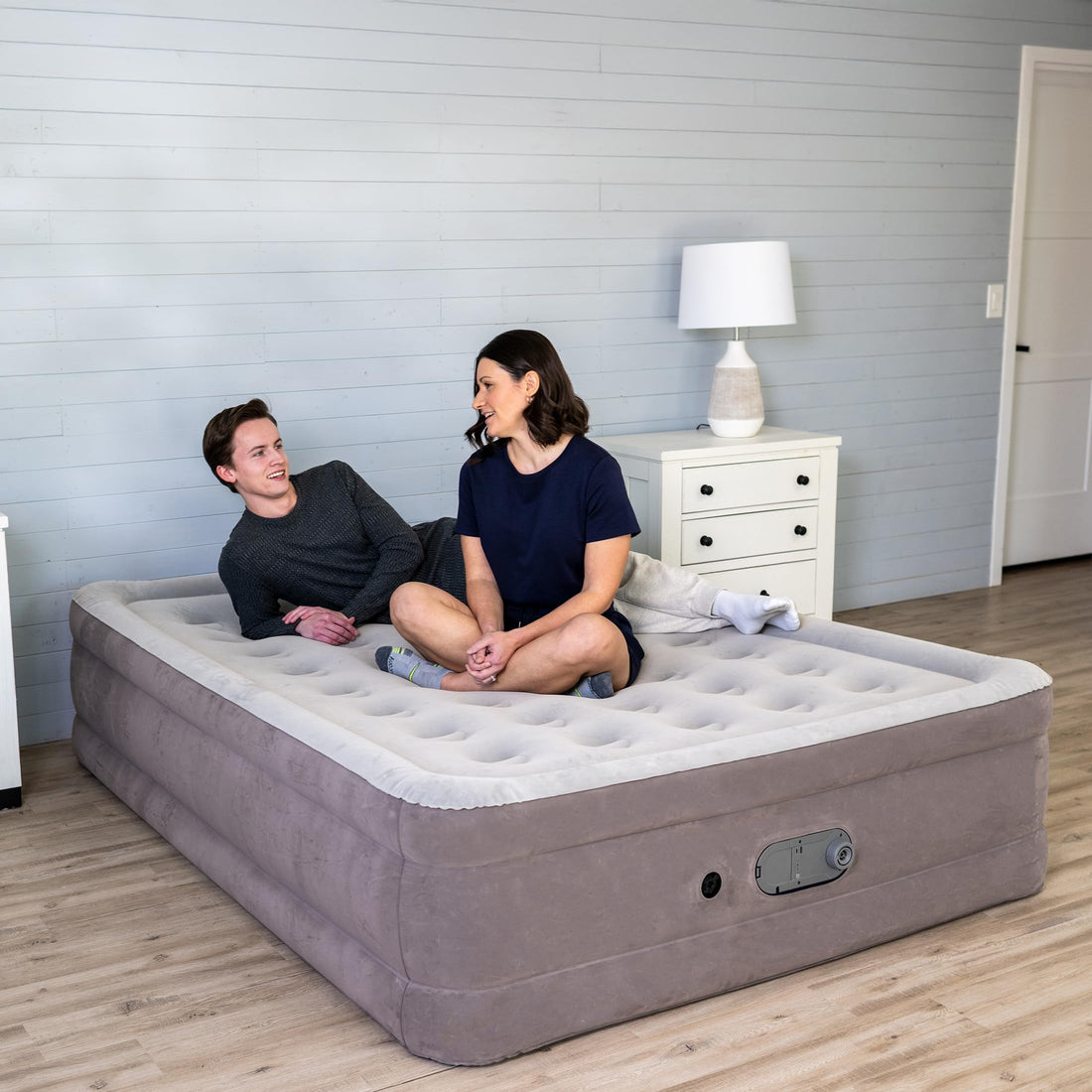 SLEEPLUX Dream Queen Air Mattress with Dual Pump