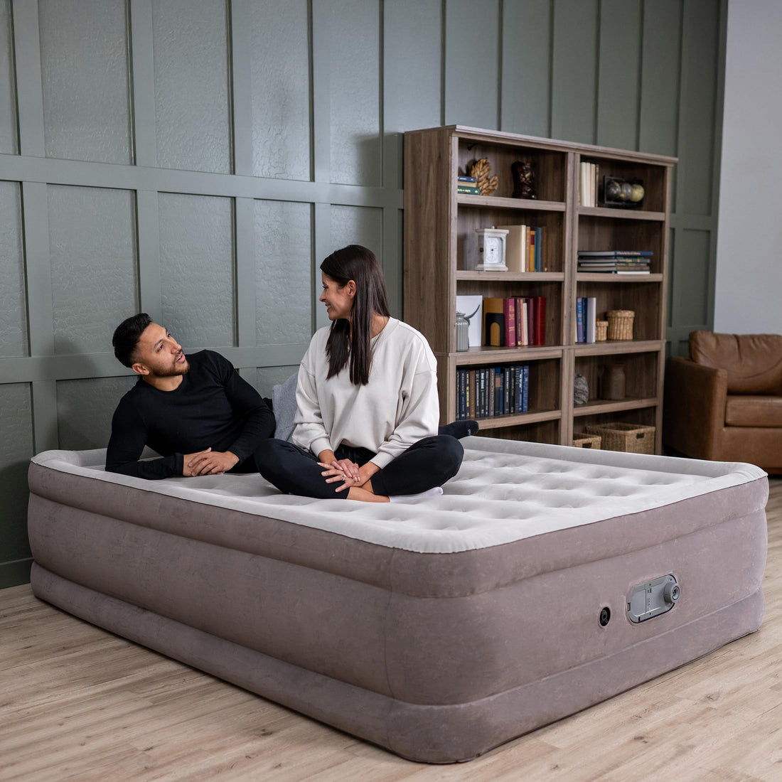 SLEEPLUX Dream Queen Air Mattress with Dual Pump
