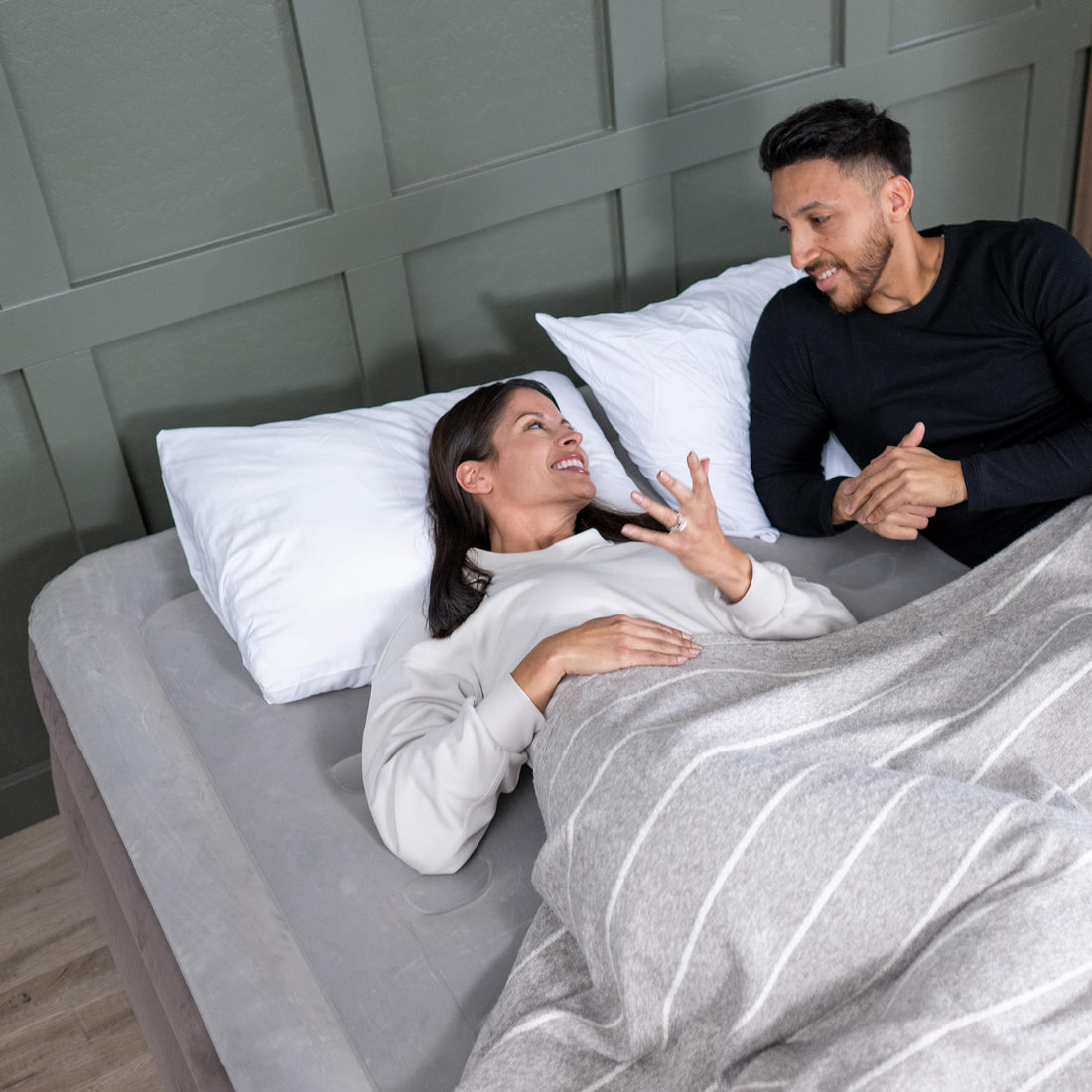 SLEEPLUX Dream Queen Air Mattress with Dual Pump